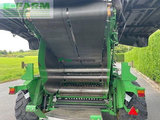 Empacadora gigant - John Deere - 990