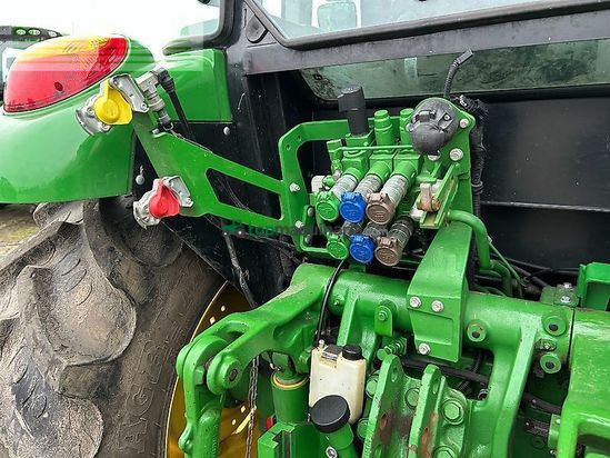 Tractor agrícola - John Deere - 5100m