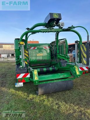 Empacadora gigant - John Deere - c441r