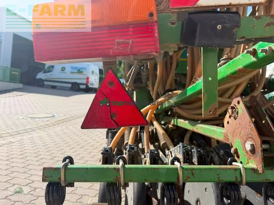 Sembradora - John Deere - 740a