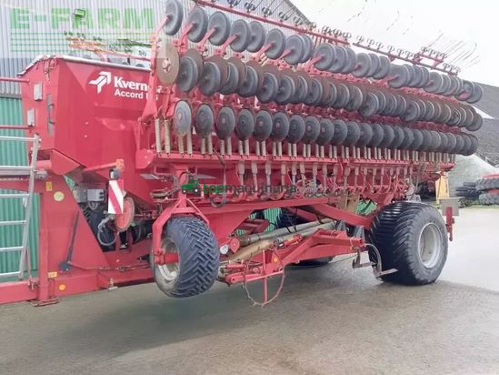 Sembradora - Accord - dg12000