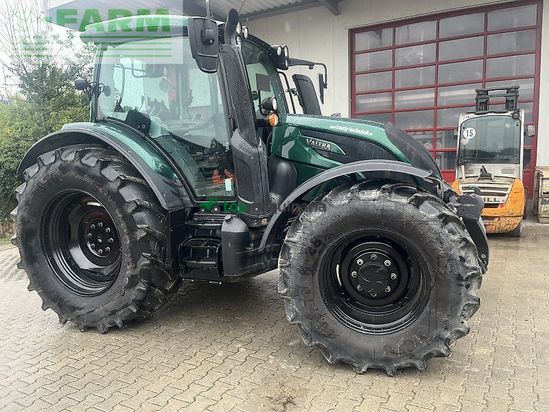 Tractor agrícola - Valtra - n 134 aktiv