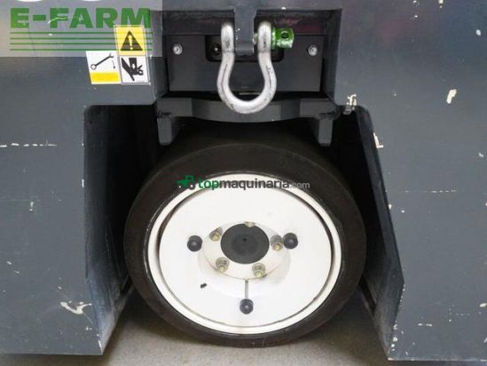 Elevadora - Combilift - cbe3000