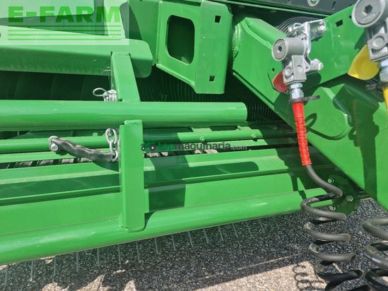 Empacadora gigant - John Deere - V461M