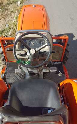 Tractor agrícola - Kioti - DX 35