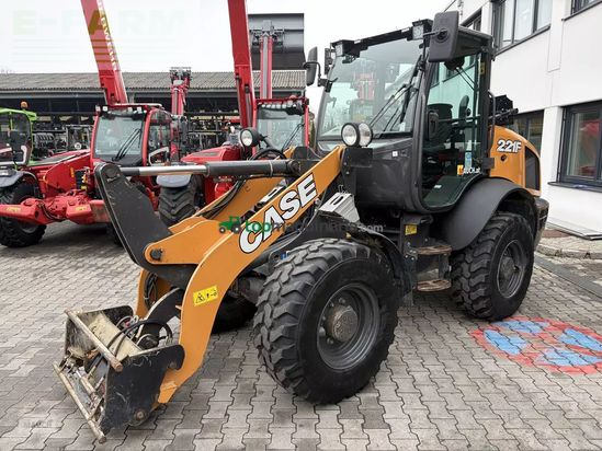 Minicargadora - Case IH - 221f mit euroadapter hydraulisch