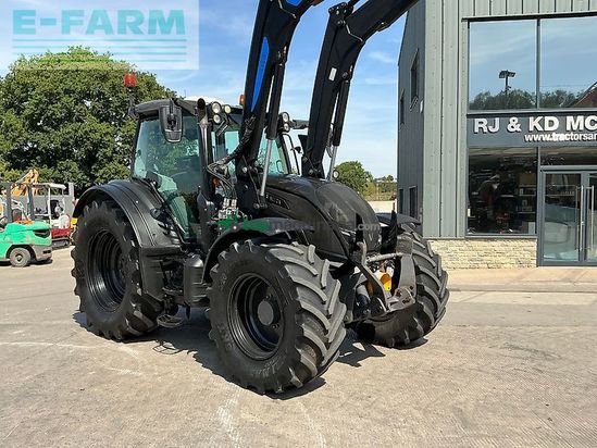 Tractor agrícola - Valtra - n174 unlimited tractor (st27280)