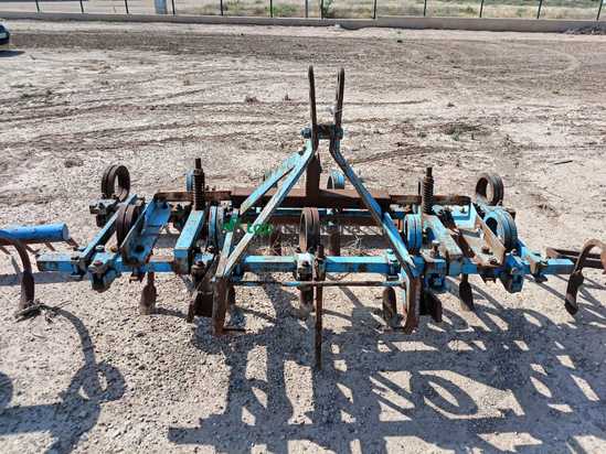 Cultivador de 11 brazos de rosco