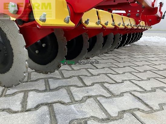 Sembradora - Väderstad - rapid rd 300 s