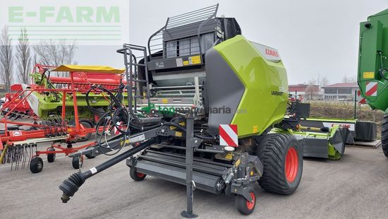 Empacadora gigant - Claas - variant 585 rc