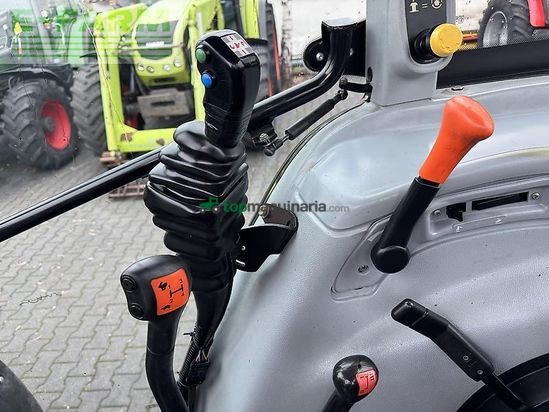 Tractor agrícola - New Holland - t5040 + mx t8