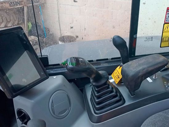 Miniexcavadora DEVELON DX50Z-7