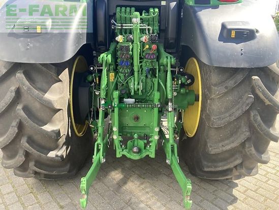 Tractor agrícola - John Deere - 6r215