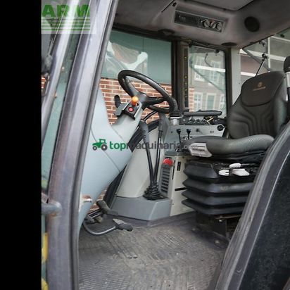 Tractor agrícola - Valtra - x 100 knicklenker mit quicke frontlader