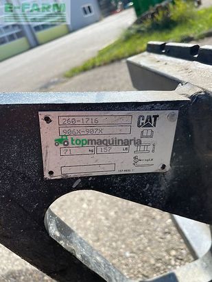 Minicargadora - Caterpillar - 907m