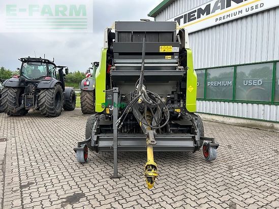 Empacadora gigant - Claas - variant 385 rc