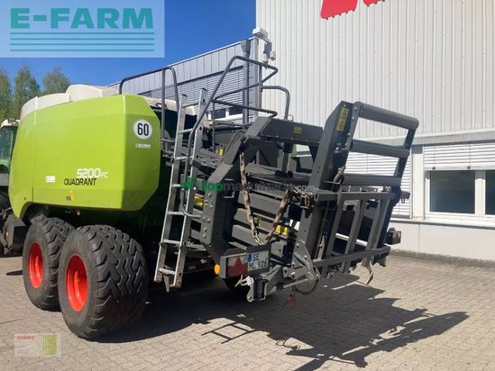 Empacadora gigant - Claas - quadrant 5200 fc tandem