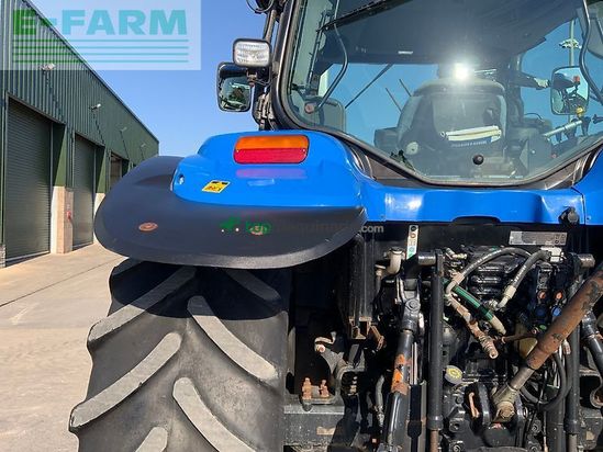 Tractor agrícola - New Holland - tsa 135a tractor (st26741)