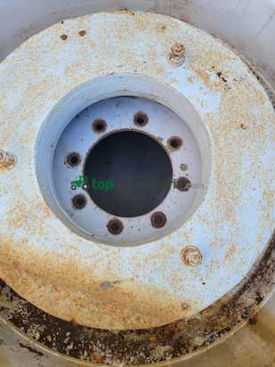 Llantas traseras 38 con disco cerrado y contrapesos