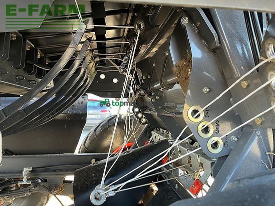 Empacadora gigant - Claas - quadrant 5300 rc