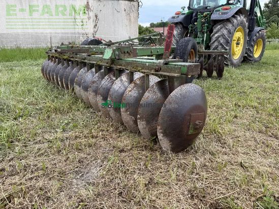 Grada de disco - John Deere - 32 disques 3m50