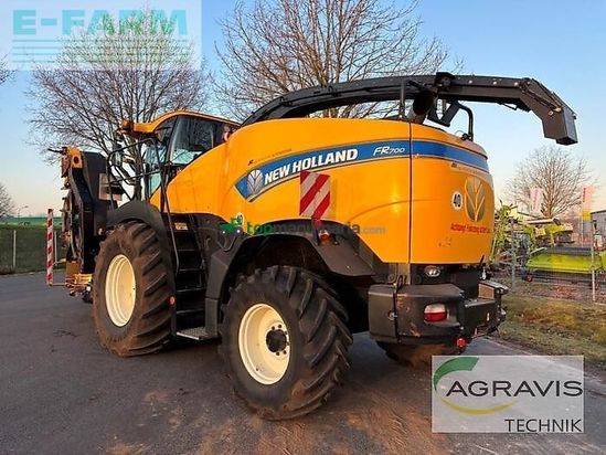 Cosechadora de Cereal - New Holland - fr 700