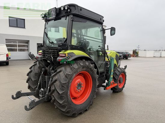 Tractor agrícola - Claas - nexos 240 l comfort