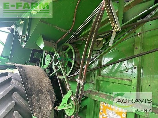 Cosechadora de Cereal - John Deere - w 330