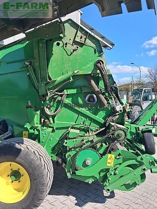Empacadora gigant - John Deere - v 451 m