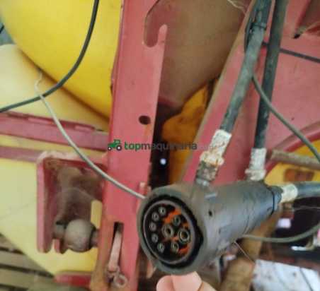 Pulverizador suspendido Hardi modelo Máster 1600 