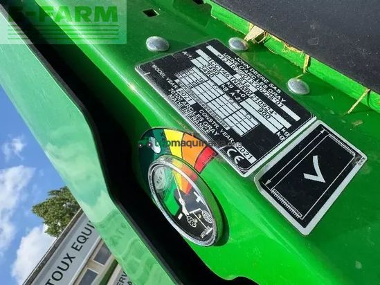 Empacadora gigant - John Deere - v461m