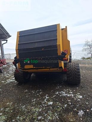 Empacadora gigant - New Holland - br 6090 cropcutter