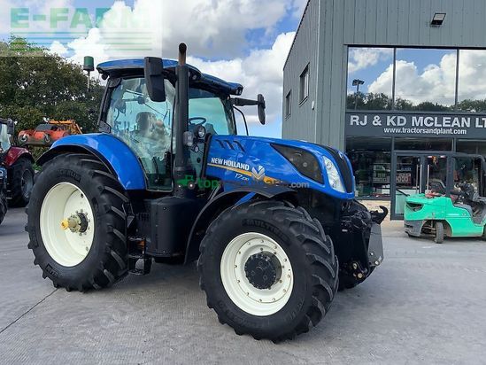 Tractor agrícola - New Holland - t7.230 tractor (st24298)
