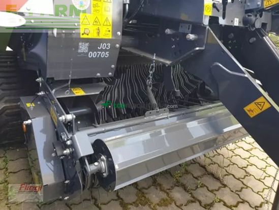 Empacadora gigant - Claas - rollant 540 rc comfort