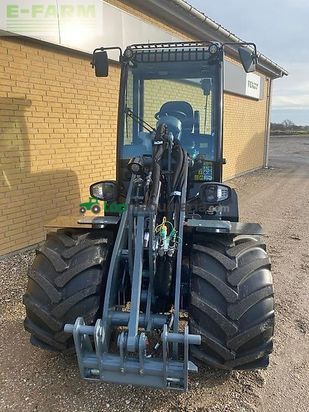 Minicargadora - Giant - g2700e