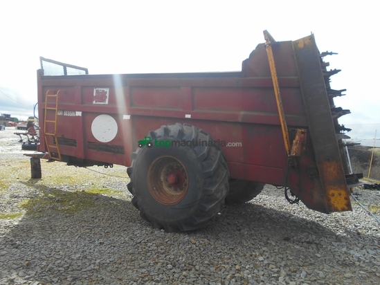 Remolqu esparcidor - Fabricacion artesanal - 15,30 T