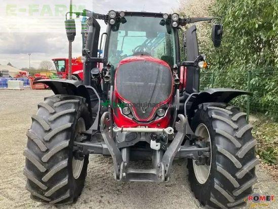Tractor agrícola - Valtra - n135