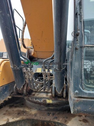 Excavadora HYUNDAI HX220L