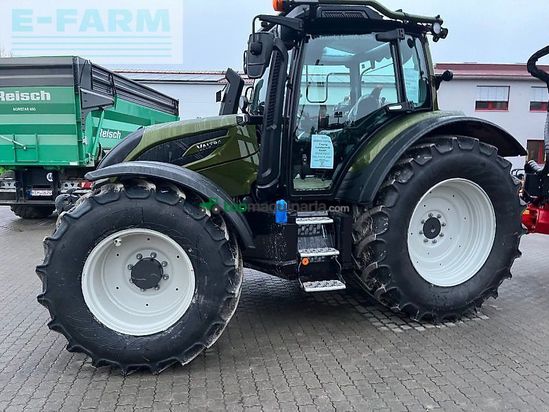 Tractor agrícola - Valtra - n175d forst mit rüfa
