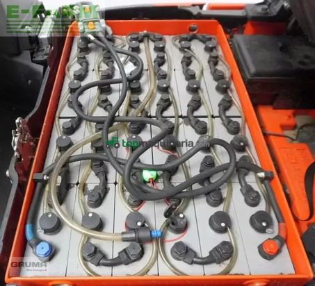 Elevadora - Linde - e 14 evo 386-02