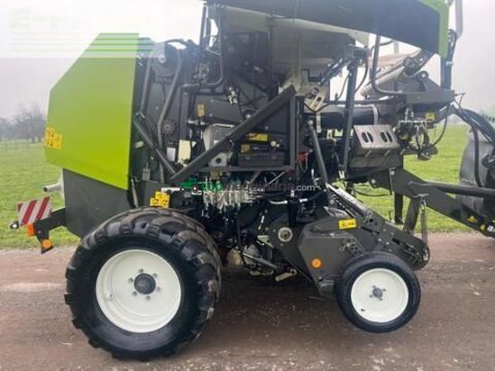 Empacadora gigant - Claas