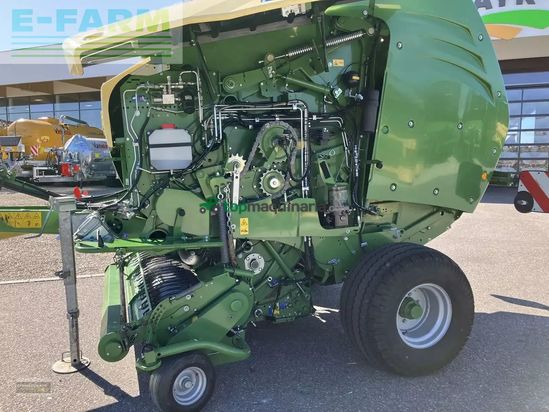 Empacadora gigant - Krone - comprima v 150 xc plus