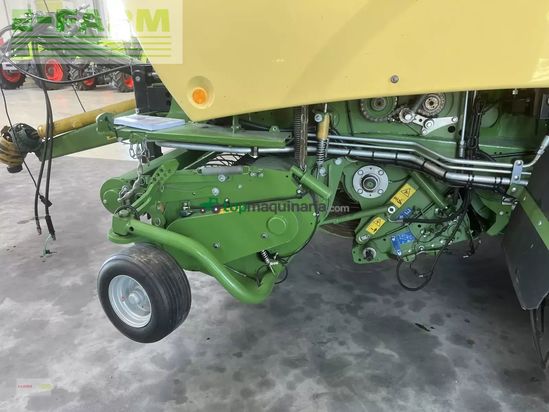 Empacadora gigant - Krone - comprima cv 150 xc
