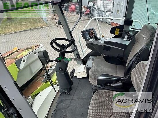Cosechadora de Cereal - Claas - jaguar 950 + orbis 750 + pu 300