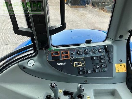 Tractor agrícola - Valtra - n163 versu tractor (st25841) Versu