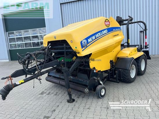 Empacadora gigant - New Holland - roll baler 125 combi