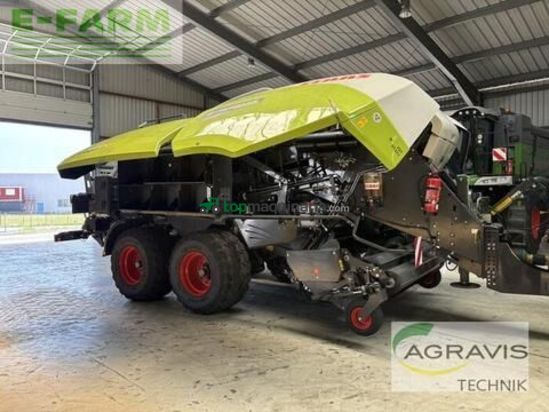 Empacadora gigant - Claas - quadrant 5200 fc t