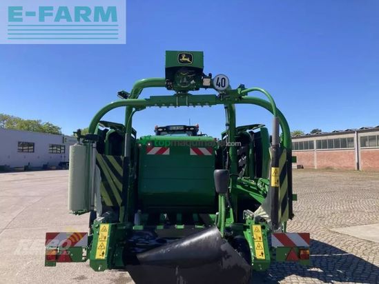 Empacadora gigant - John Deere - festkammer-kombipresse c441r