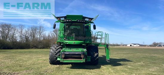 Cosechadora de Cereal - John Deere - S690