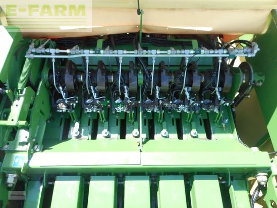 Empacadora gigant - Krone - big pack 1270xc vfs pre chop